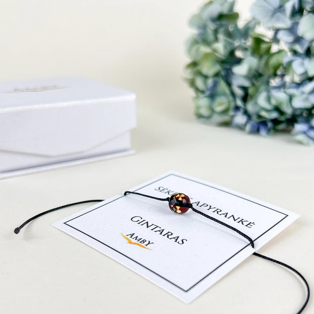Lucky Charm Amber Bracelet Facet