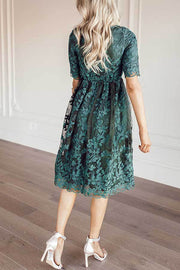 Plus Size Mid Length Lace Embroidered Short Sleeve Dress - Jo-Bolt-Store