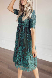 Plus Size Mid Length Lace Embroidered Short Sleeve Dress - Jo-Bolt-Store
