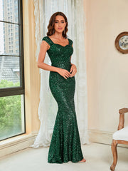 Emerald Allure: The Sequin Mermaid Maxi Dress